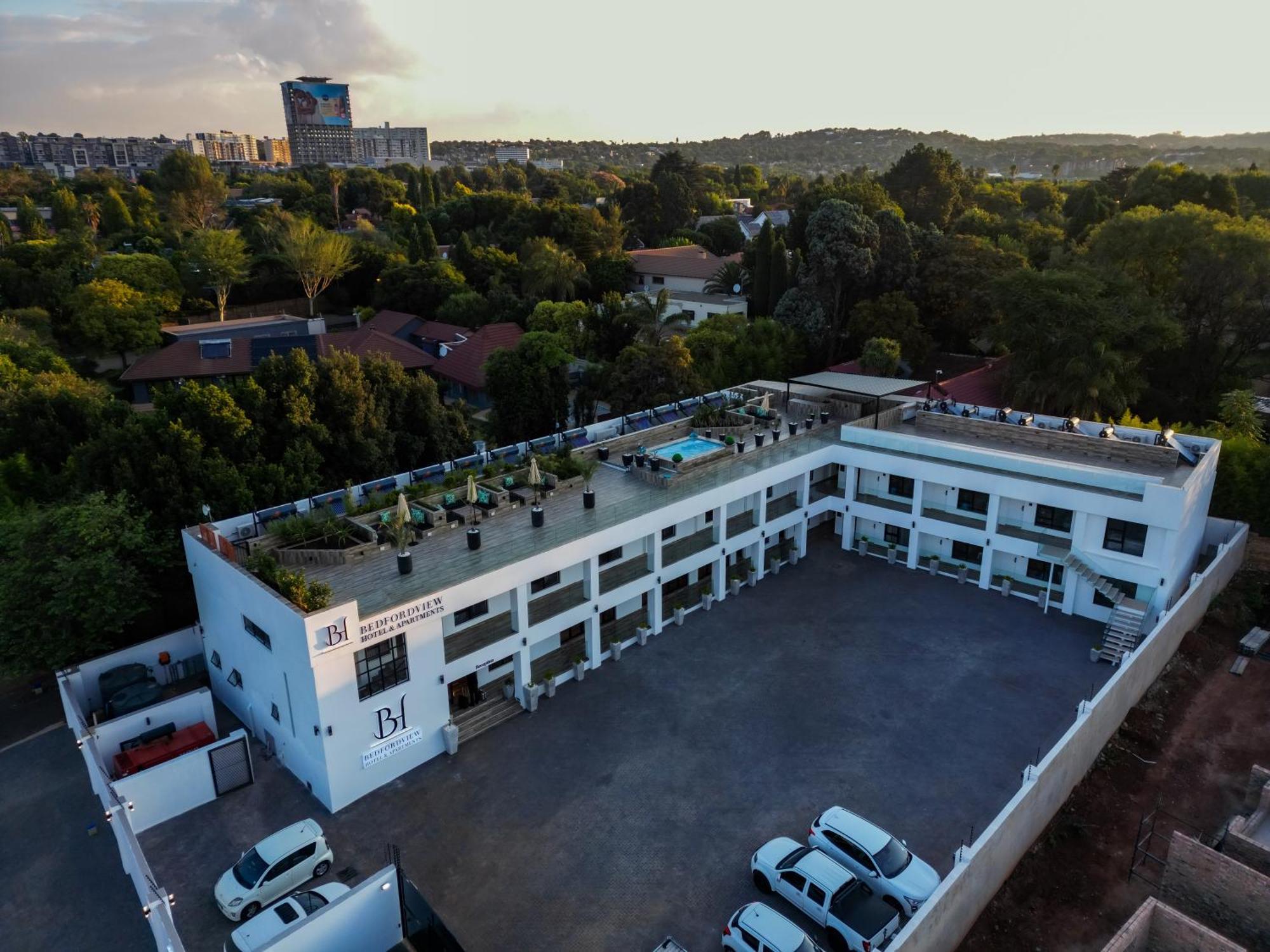 Bedfordview Hotel & Apartments Johannesburg Bagian luar foto