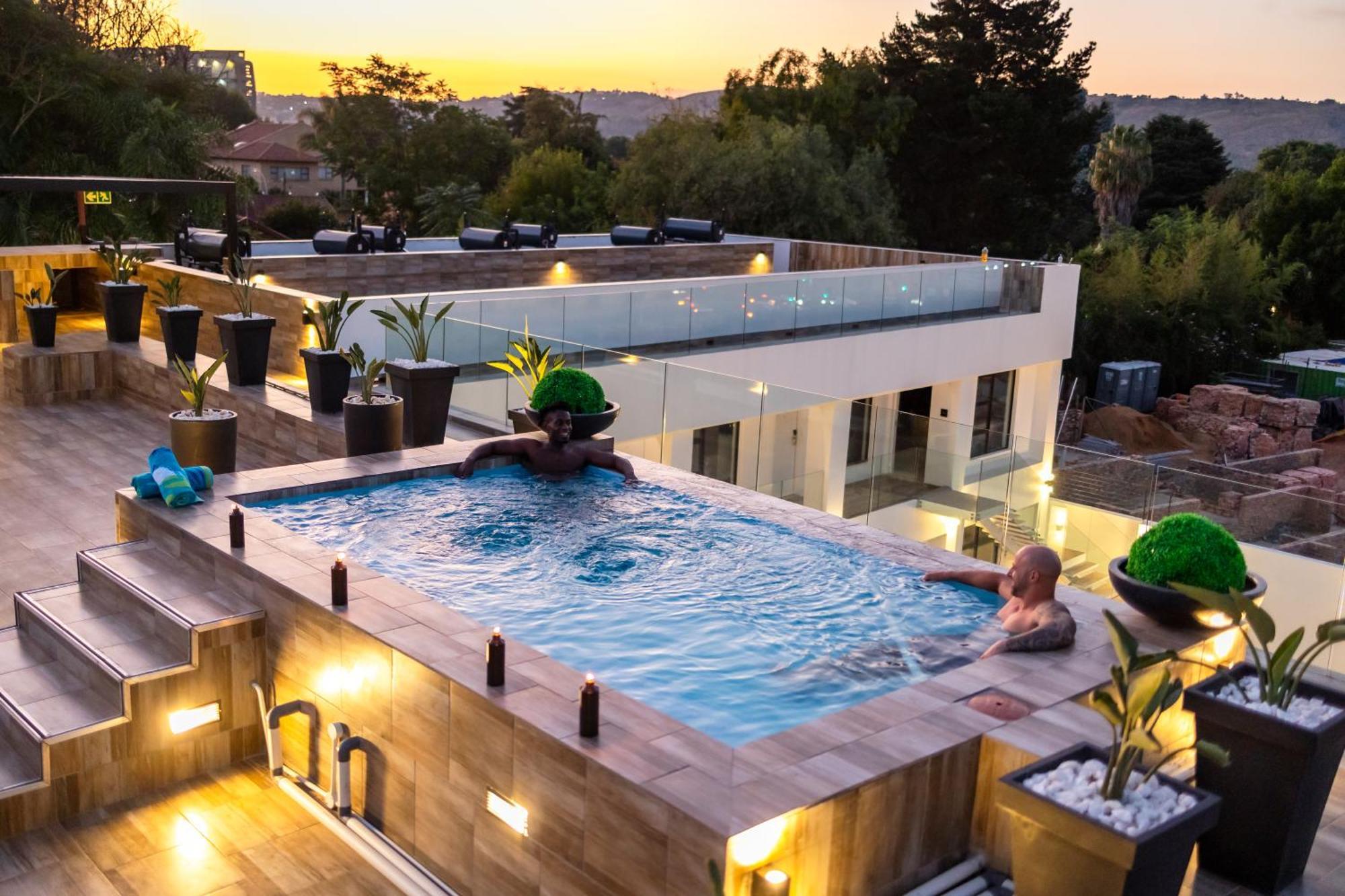 Bedfordview Hotel & Apartments Johannesburg Bagian luar foto