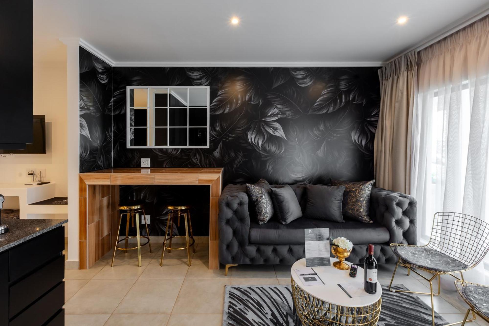 Bedfordview Hotel & Apartments Johannesburg Bagian luar foto